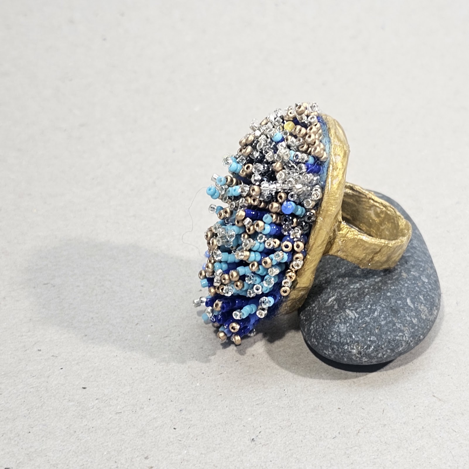Anillo Azul Orgánico - Joyería de Autor