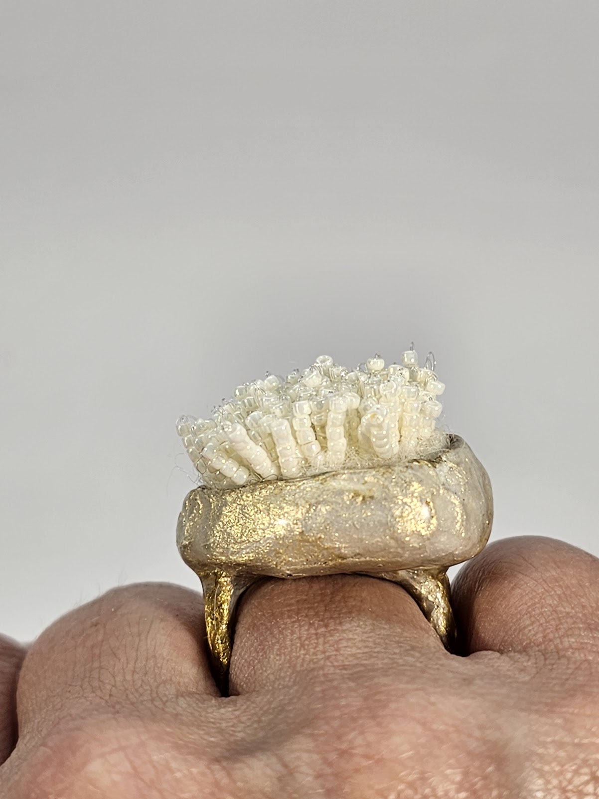 Anillo Blanco Orgánico - Joyería de Autor